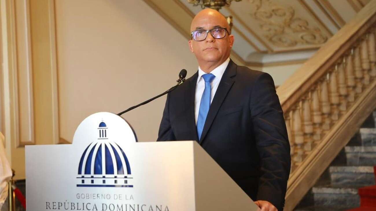 Presidente Abinader visitará esta noche a Leonel Fernández y Abel Martínez
