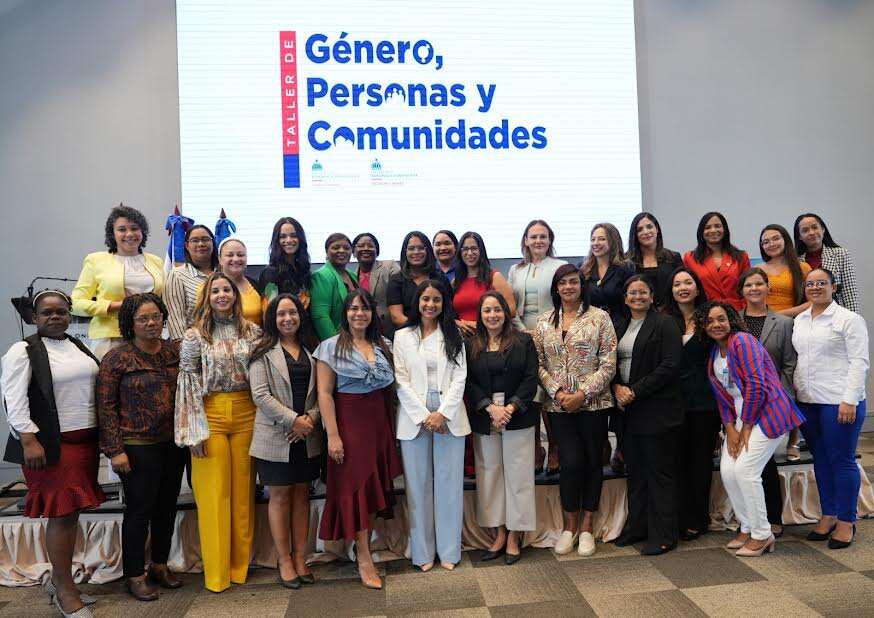 MEM destaca participación femenina en transición energética en taller de género