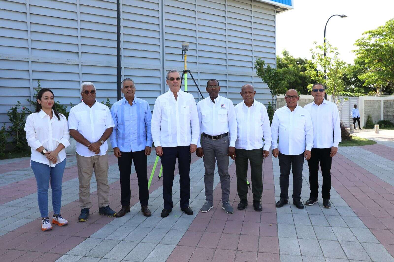 Presidente Luis Abinader encabeza lanzamiento de titulación en Domingo Savio