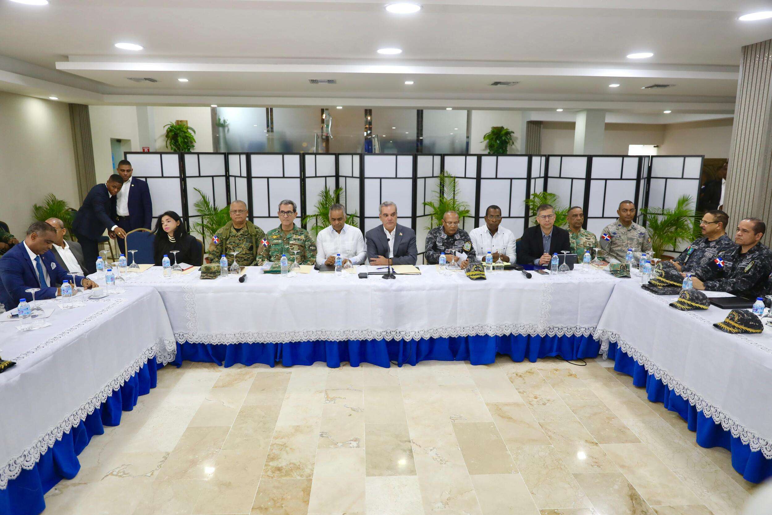 Presidente Abinader encabeza reunión de seguimiento al Plan de Seguridad Ciudadana