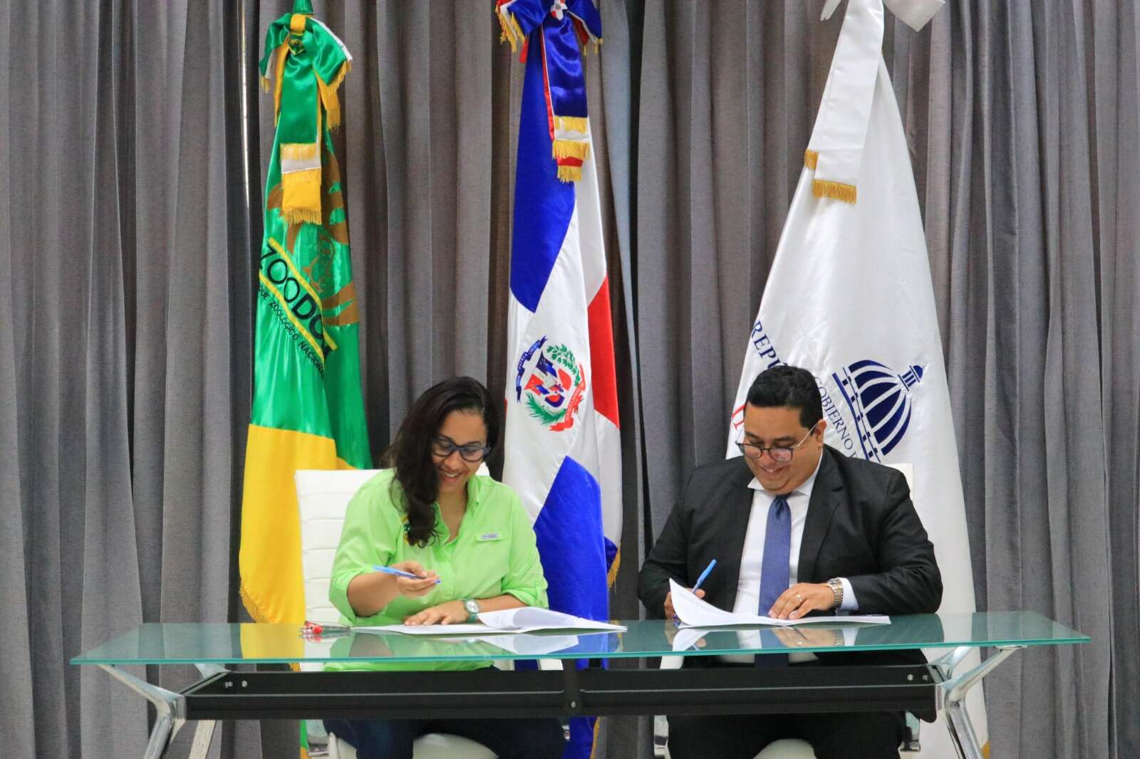Zoológico e INCABIDE firman alianza para custodia de animales exóticos