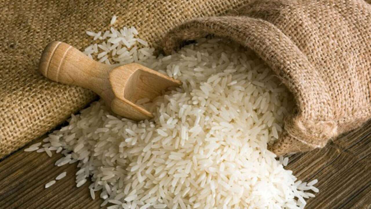Los precios del arroz al por mayor suben hasta un 26.64 % en un año