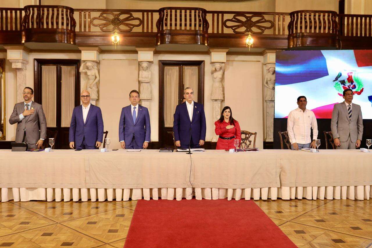 Celebran II encuentro presidencial sobre avances del Plan Nacional de Exportaciones