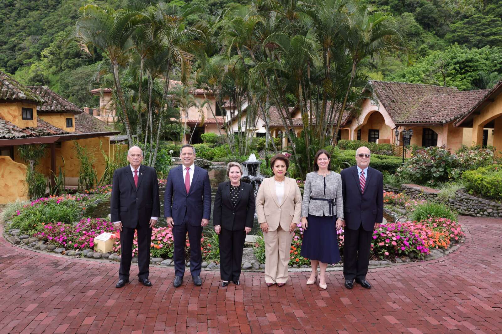 Henry Molina destaca logros al entregar presidencia del Consejo Judicial Centroamericano y del Caribe