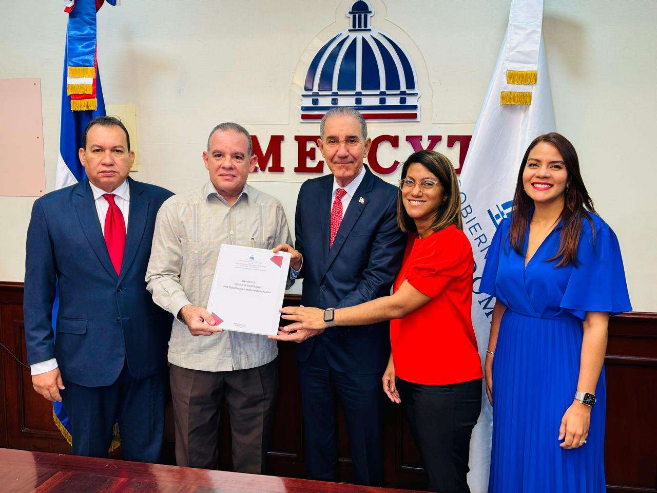 MESCyT presenta Primer Diagnóstico Evaluativo de las Escuelas de Odontología de RD