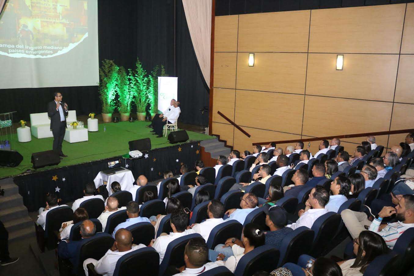 Juan Ariel Jiménez asegura RD debe pensar en devolver la legitimidad fiscal