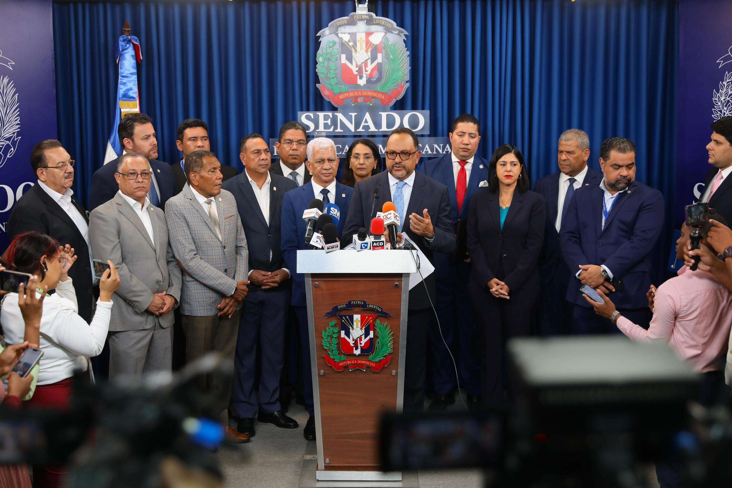 Poder Ejecutivo deposita proyecto de Ley de Convocatoria de la Asamblea Revisora