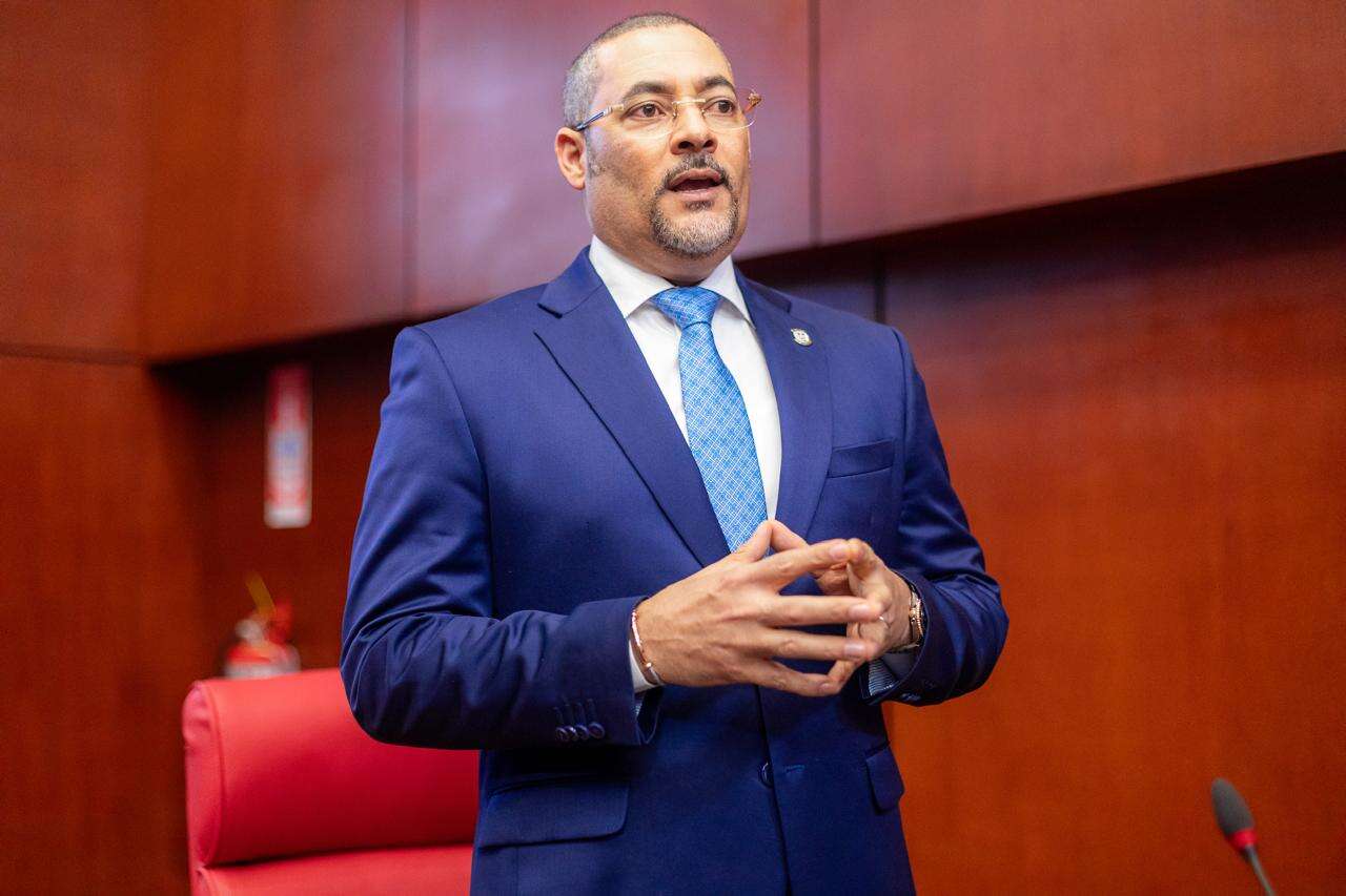 A 12 días de ser juramentado, el senador Eduard Espiritusanto somete 11 iniciativas.