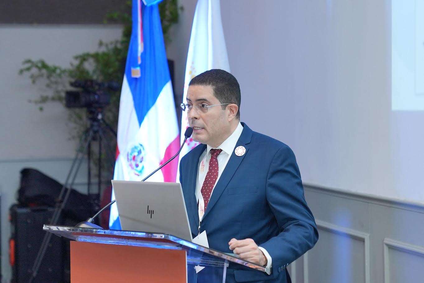 Alianza Solar Internacional destaca los objetivos de energía renovable de RD
