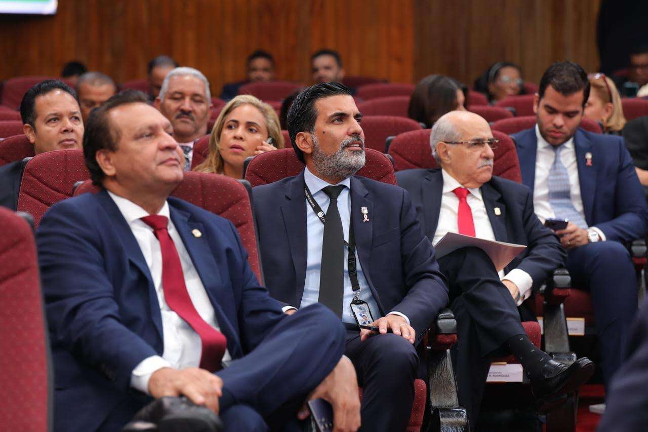 Asamblea Nacional Revisora concluye nueva enmienda a la Constitución