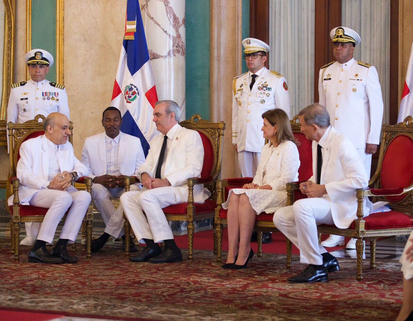 Presidente Abinader recibe cartas credenciales de siete nuevos embajadores