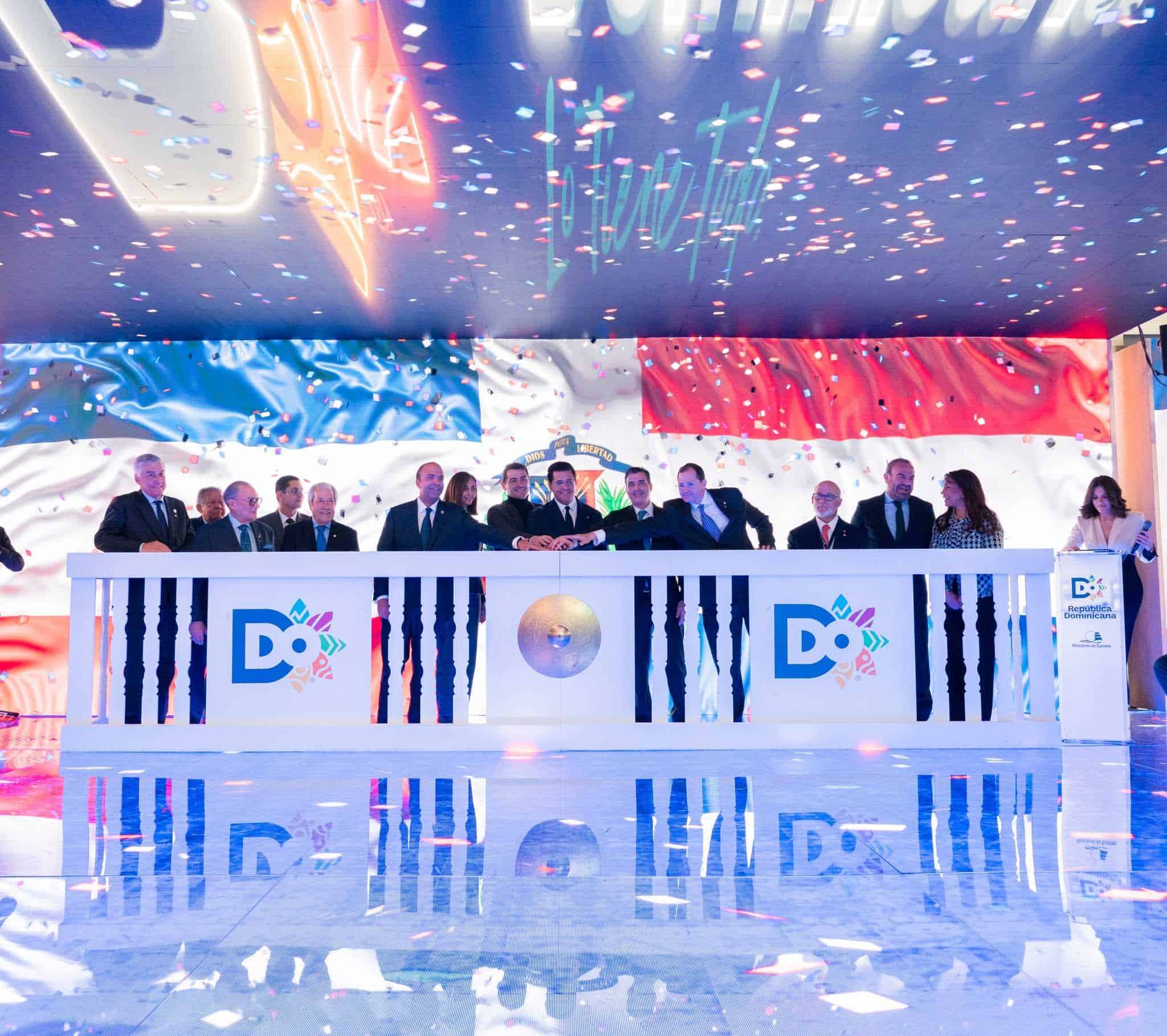 Turismo deslumbra con nuevo stand en FITUR 2025.