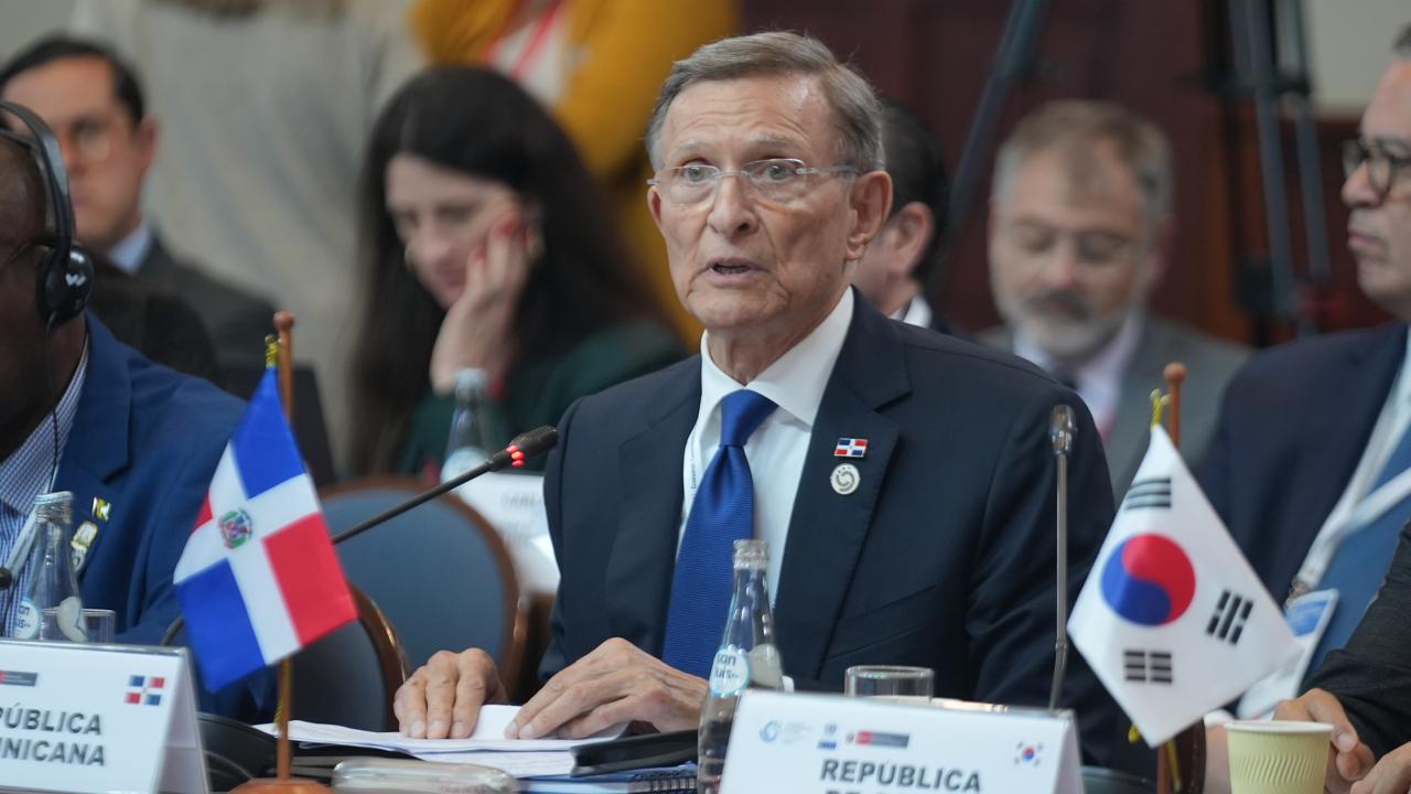 Canciller Roberto Álvarez participará en sesión de la OEA para elegir nuevo secretario general