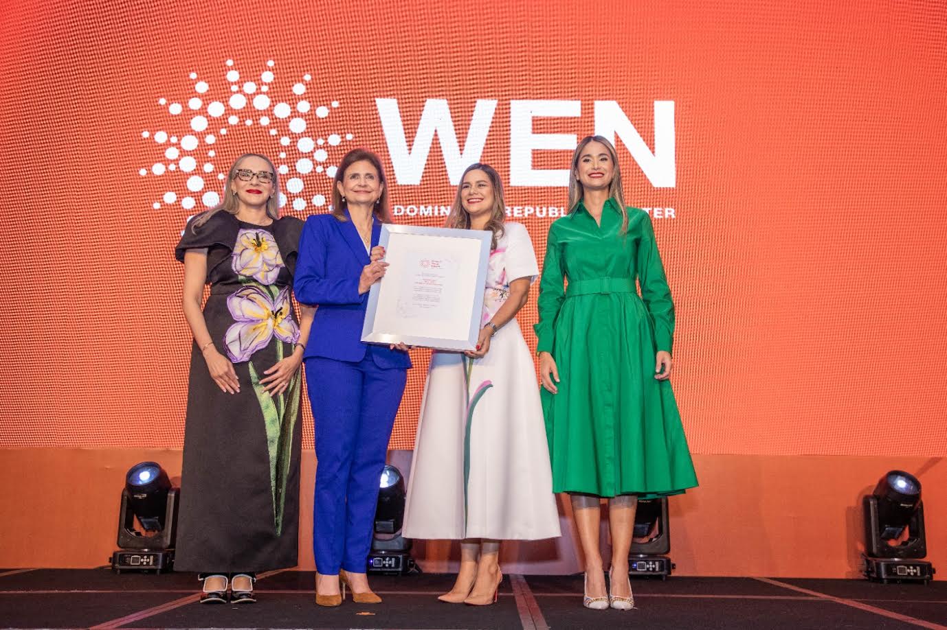 Women’s Energy Network presenta capítulo en República Dominicana y reconoce a mujeres líderes del sector energético