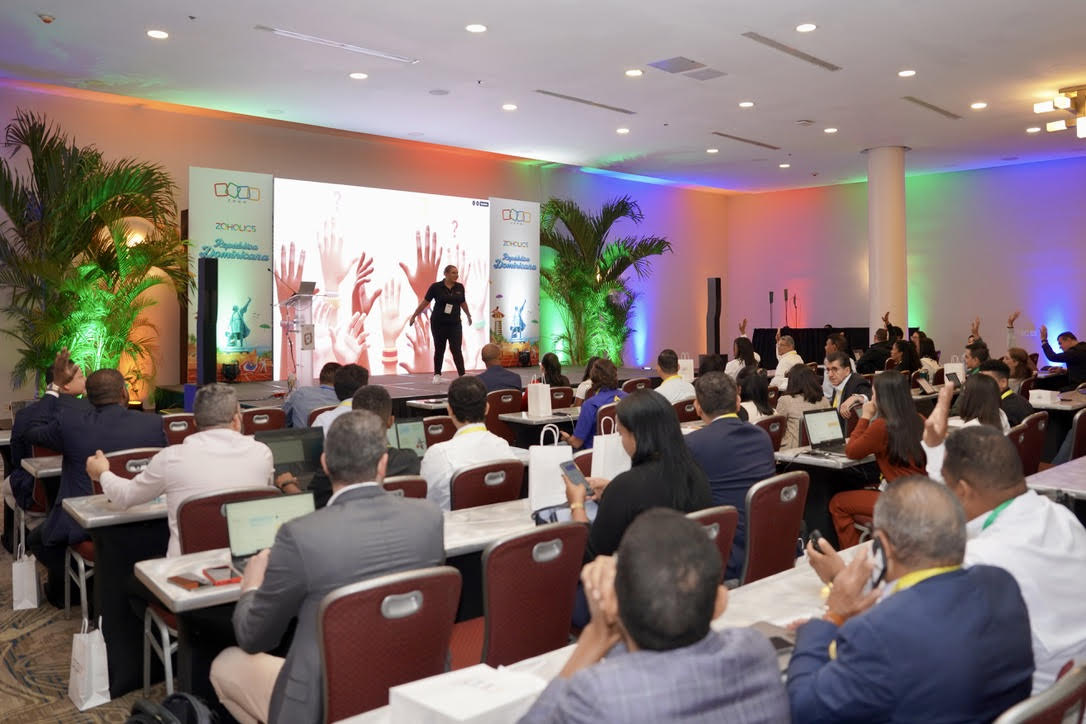 Zoholics celebra con éxito su primera jornada en transformación digital en RD
