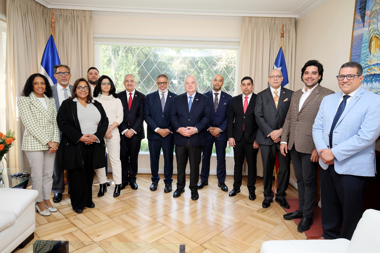 Director Desarrollo de la Comunidad garantiza ampliación de programas