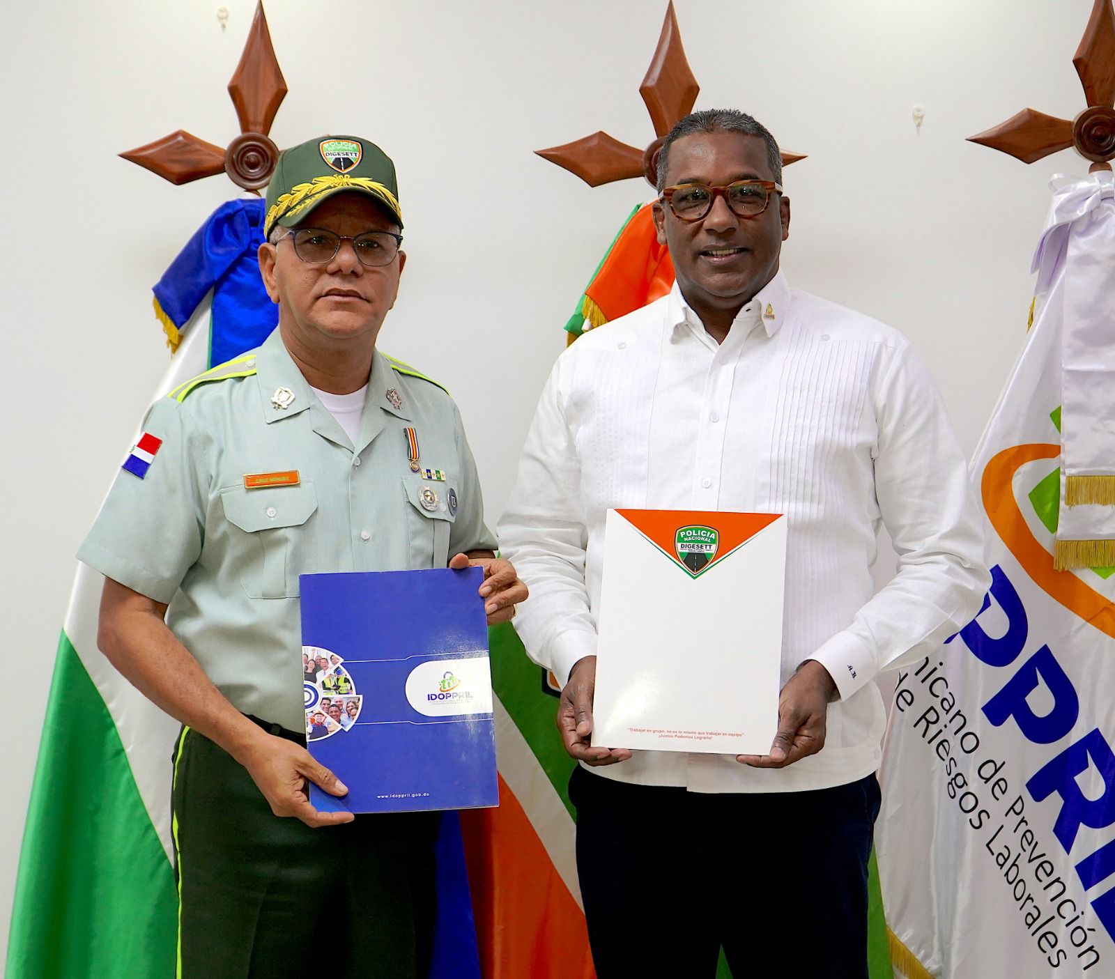 IDOPPRIL y DIGESETT firman acuerdo para prevenir accidentes viales