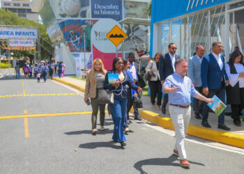 Diputados participan en la Feria del Libro y reafirman su compromiso con la cultura