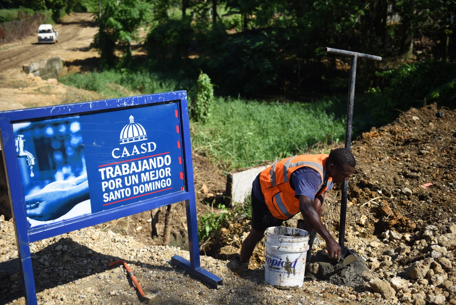 CAASD avanza en optimización del agua potable en SDE con obra en La Batallita