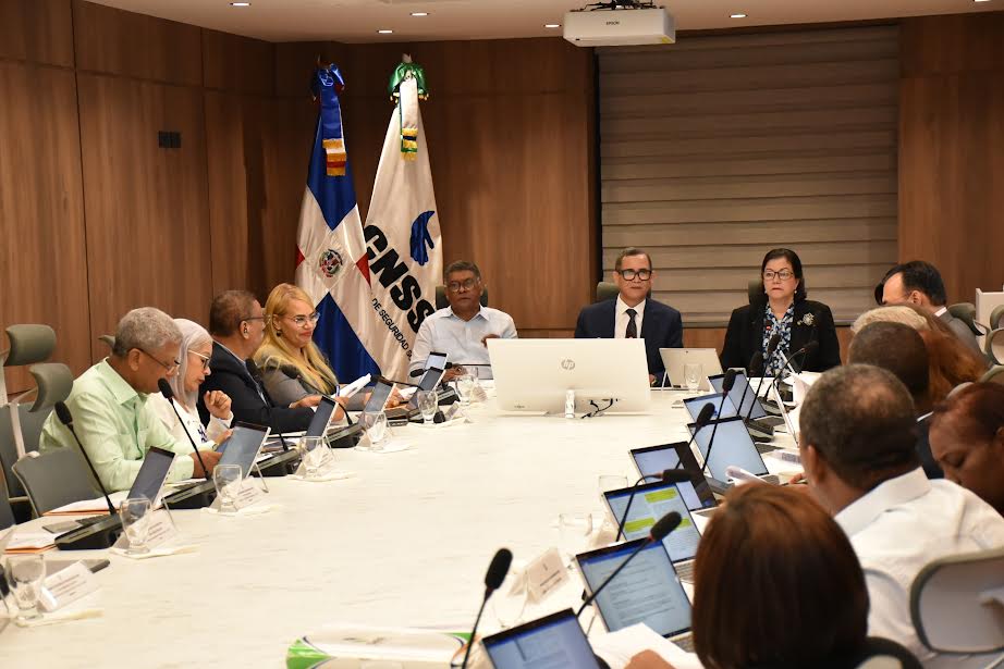 CNSS adapta contrato de póliza de discapacidad y sobrevivencia