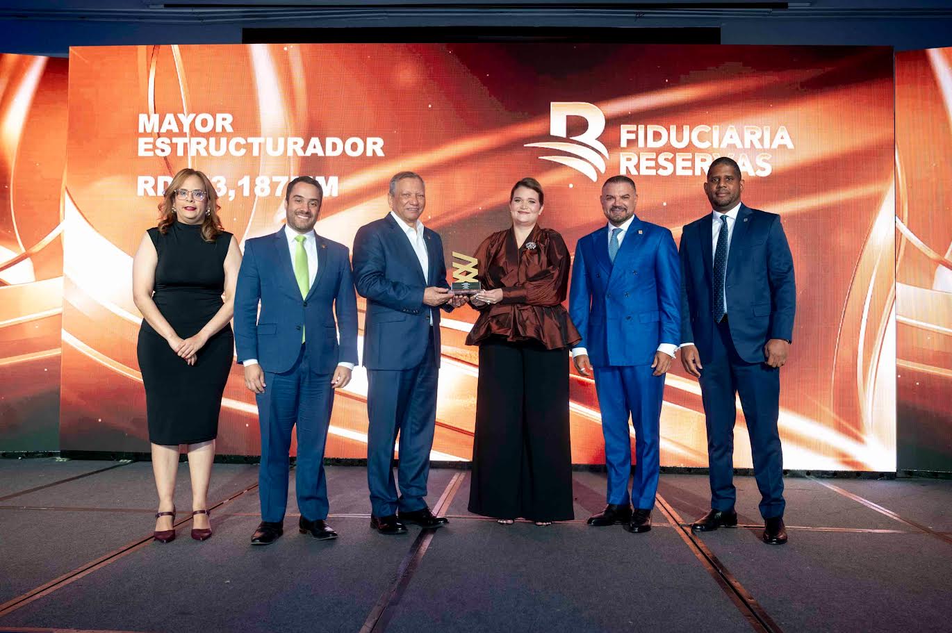 Reconocen a Fiduciaria Reservas como mayor estructurador del mercado de valores en RD