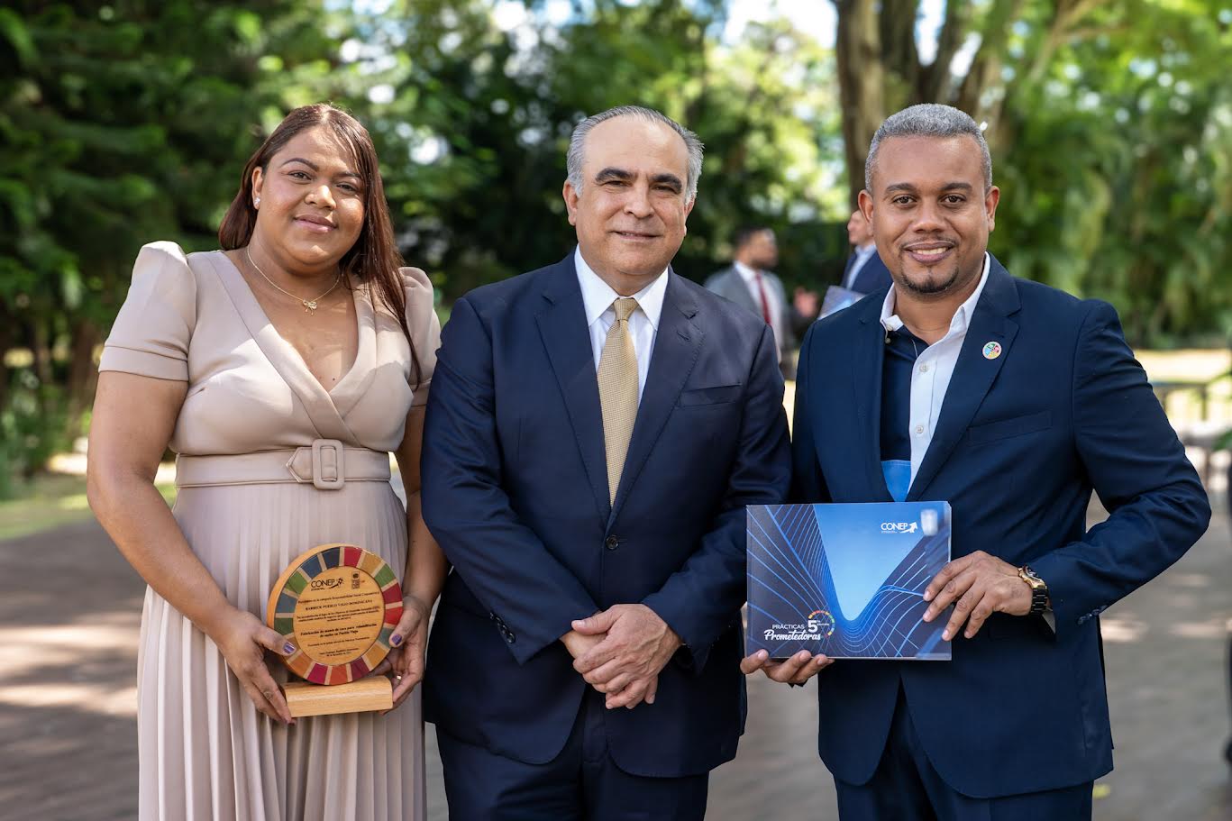 Barrick Pueblo Viejo impulsa economía circular liderada por mujeres en Hatillo