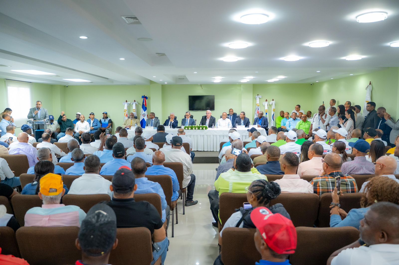 Ministerio de Trabajo e ITF acuerdan cooperación en favor de los derechos laborales del transporte