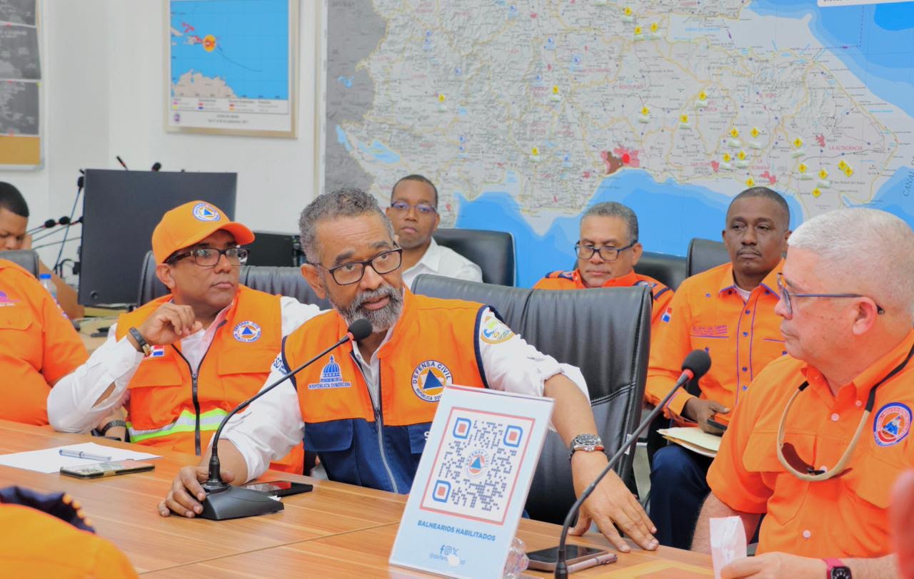 Juan Salas coordina operativo de Semana Santa con directores provinciales