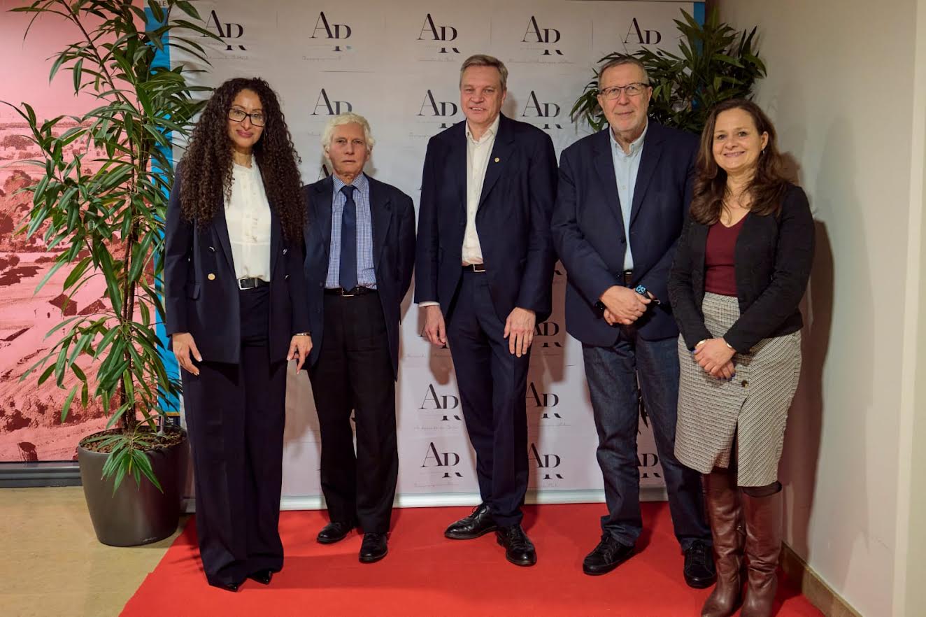 Karima Boutaleb impulsa proyecto intergeneracional en Francia