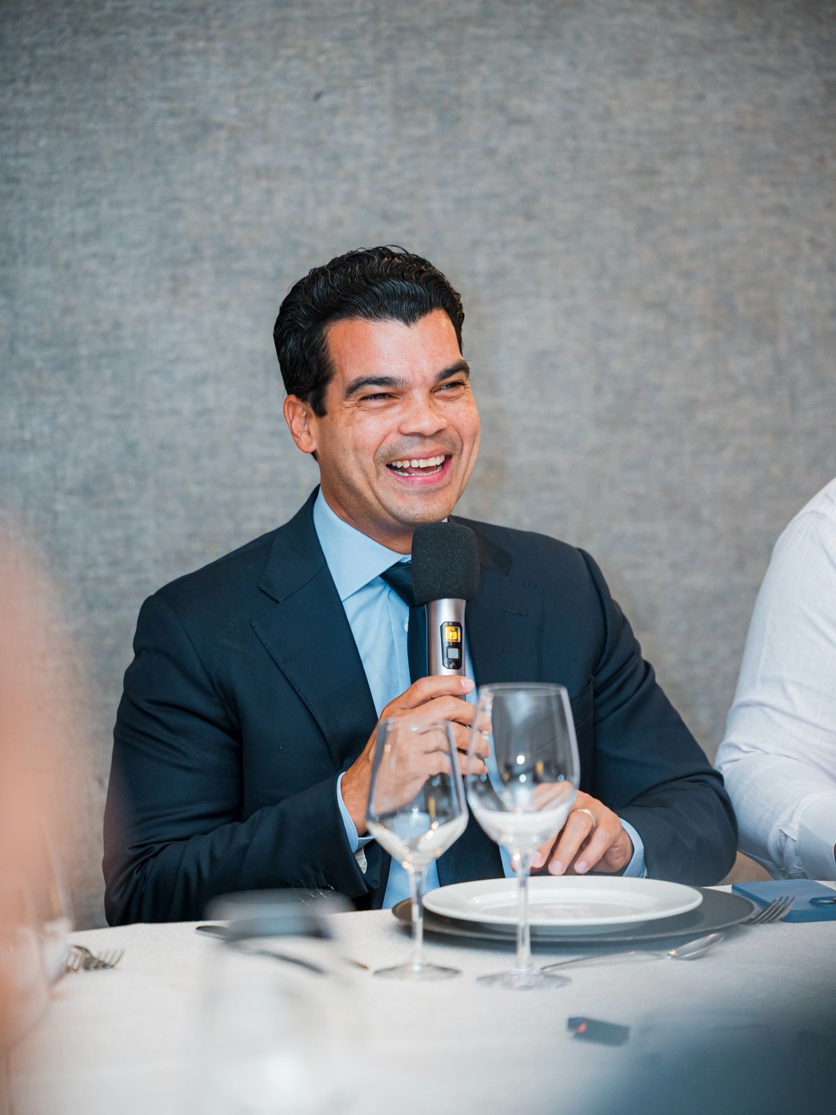 La #Mesaza inicia su temporada con Wellington Arnaud y pone el agua en el centro del debate