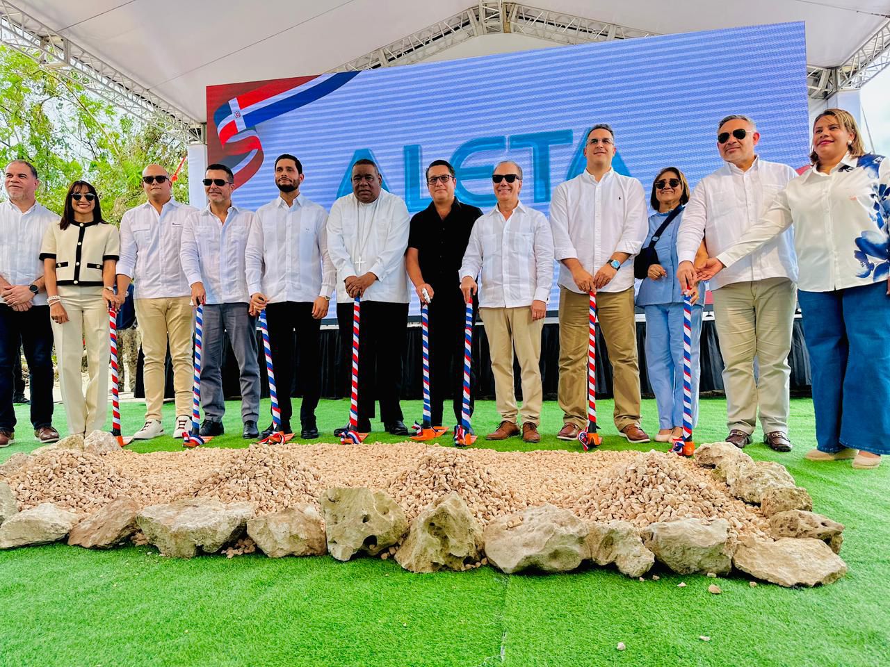 Inician boulevard turístico La Otra Banda–Punta Cana para impulsar desarrollo