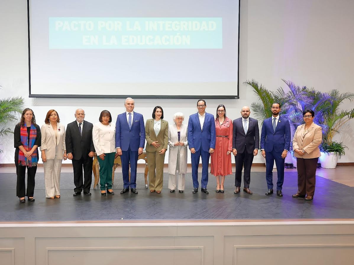 ADOU respalda pacto por la integridad educativa