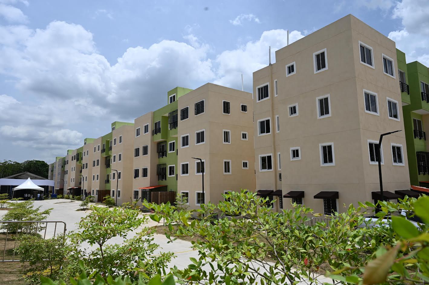 Banreservas financió 700 apartamentos del residencial San José con tasa de 8% anual