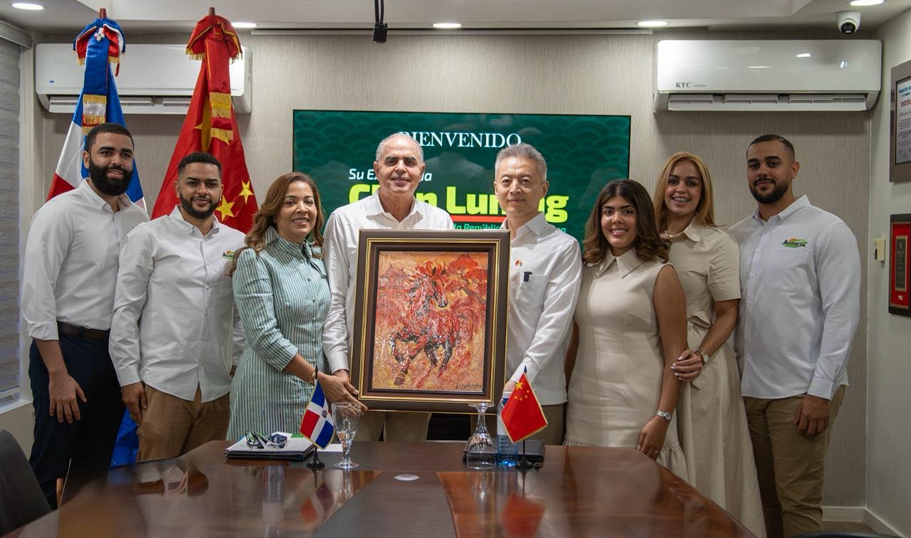 AGROESA celebra 30 años con visita del embajador de China y reafirma 25 años de relaciones comerciales
