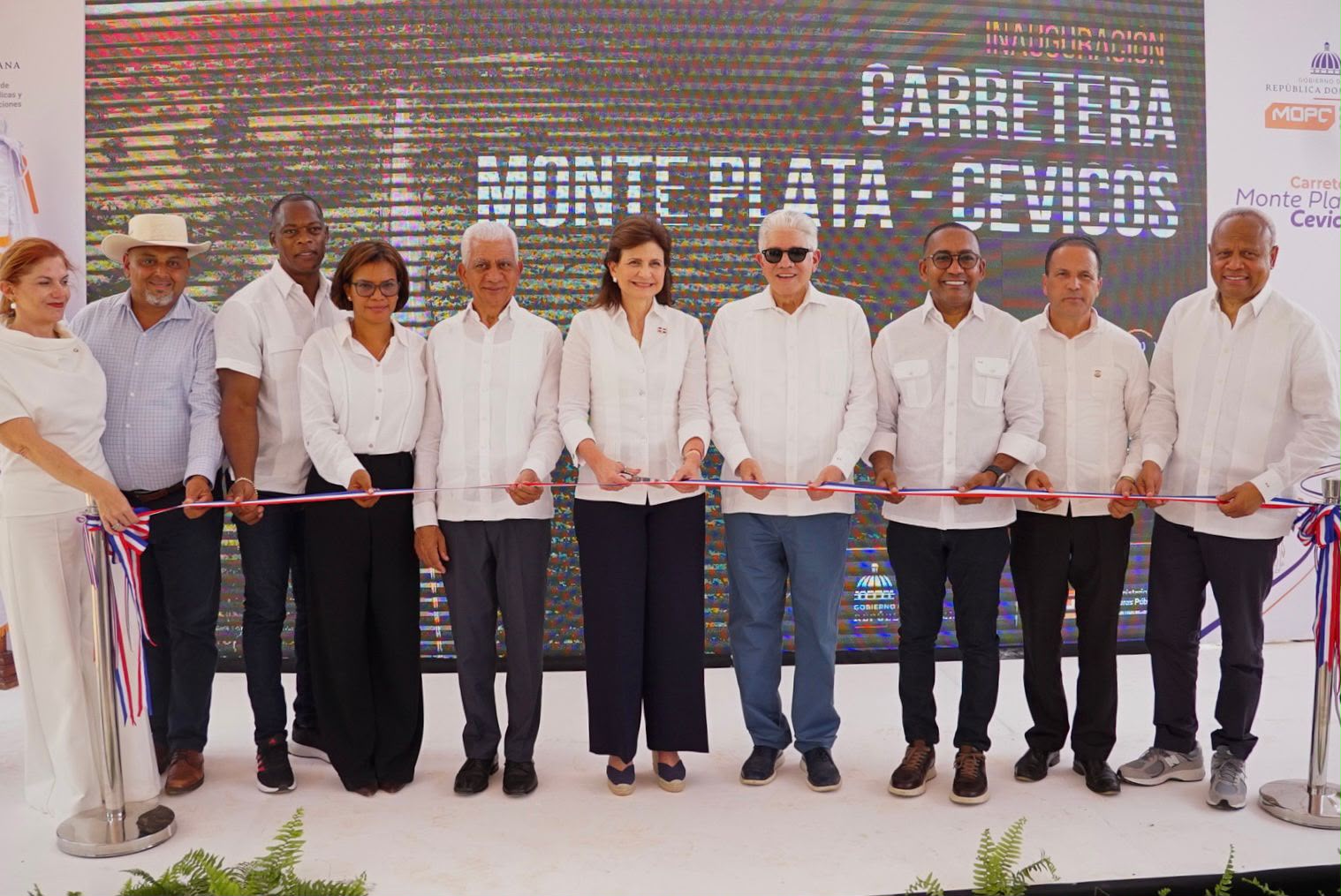 Vicepresidenta Raquel Peña inaugura carretera Monte Plata–Cevicos que beneficiará a 500 mil personas