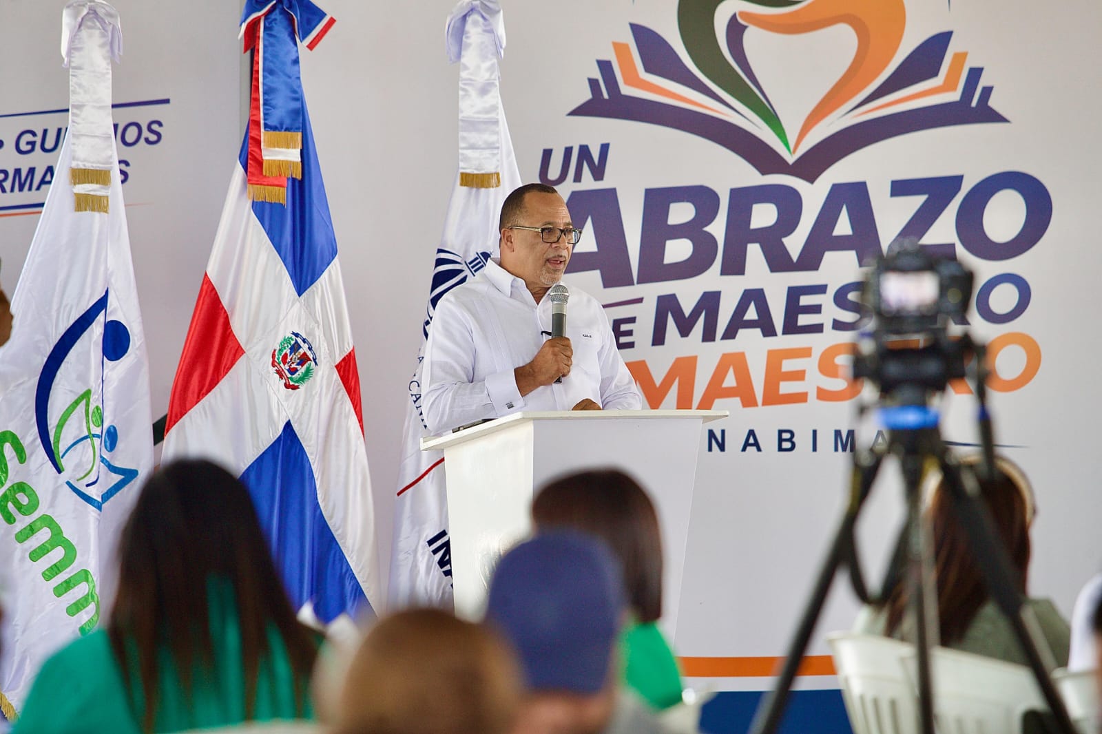 INABIMA lanza «Un Abrazo de Maestro a Maestro» para fortalecer bienestar del magisterio