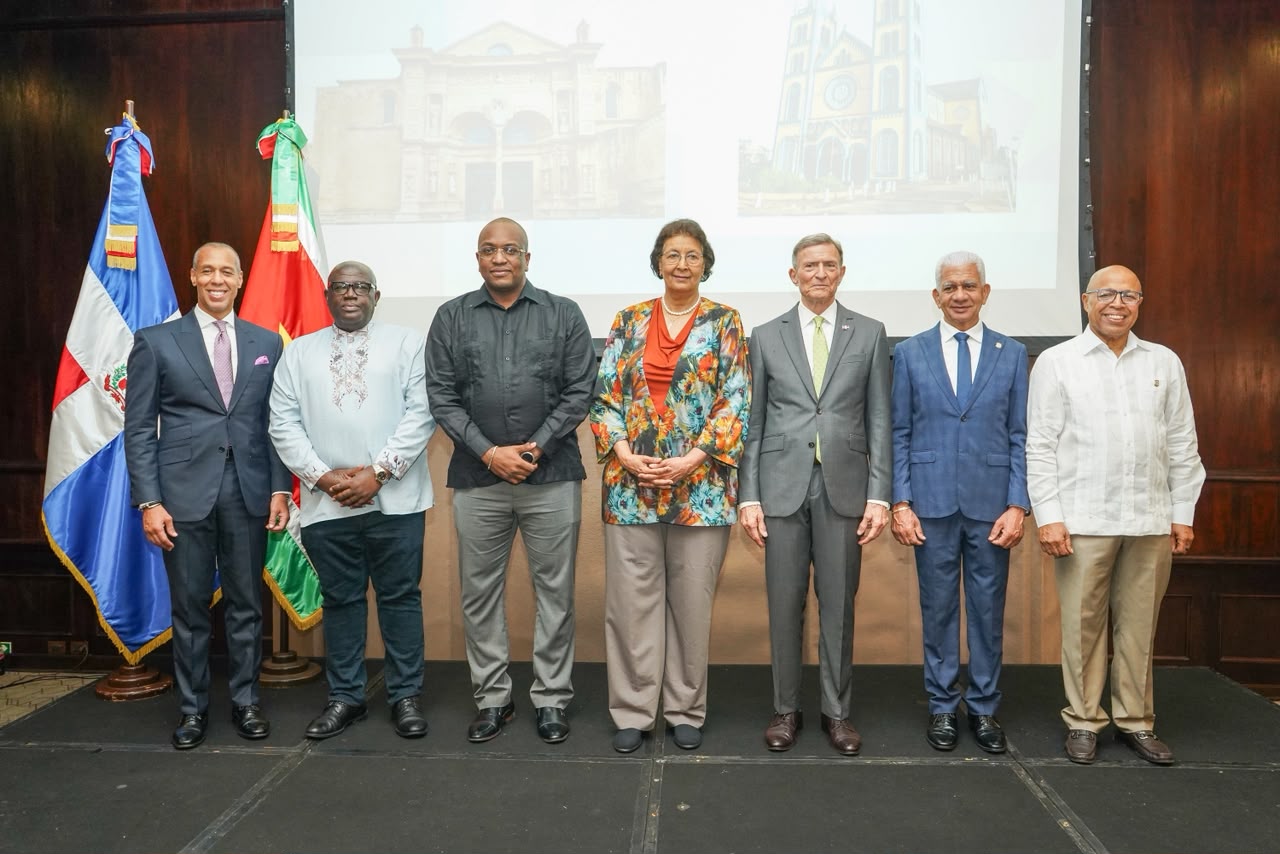 República Dominicana y Surinam acercan a sus sectores empresariales para impulsar comercio e inversiones
