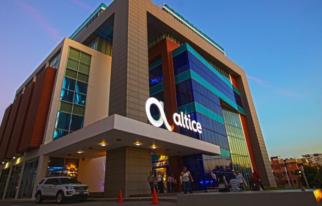 Altice ofrecerá llamadas gratuitas a Venezuela en apoyo a afectados por la emergencia