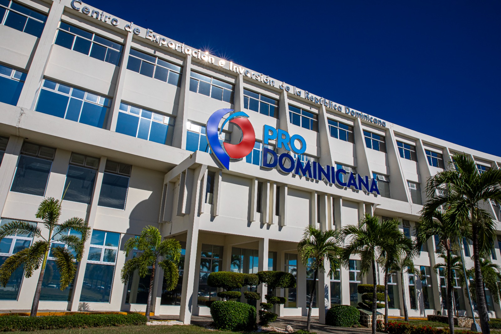 República Dominicana logra récord en exportaciones con crecimiento de 14.8 %.