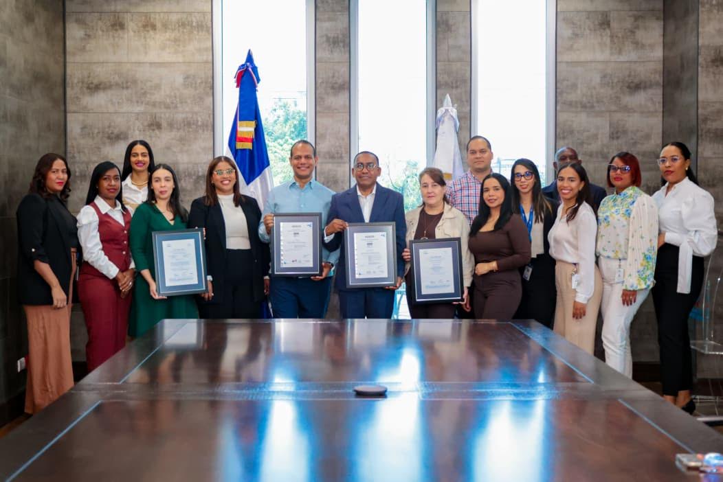 DA recibe doble recertificaciones en normas de calidad ISO 9001 e ISO 37001