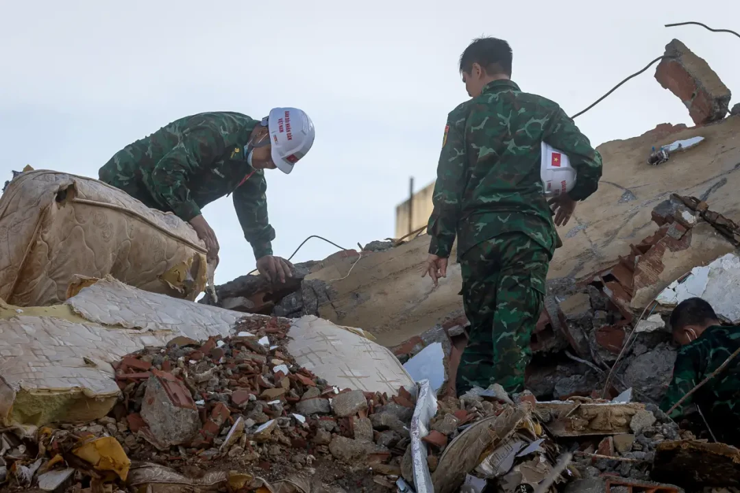 Aumenta a 1,943 la cifra de fallecidos por los terremotos en Venezuela