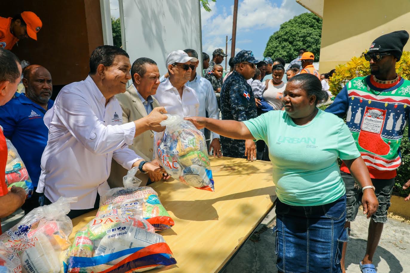 Gabinete de Política Social lleva jornada social a San Cristóbal