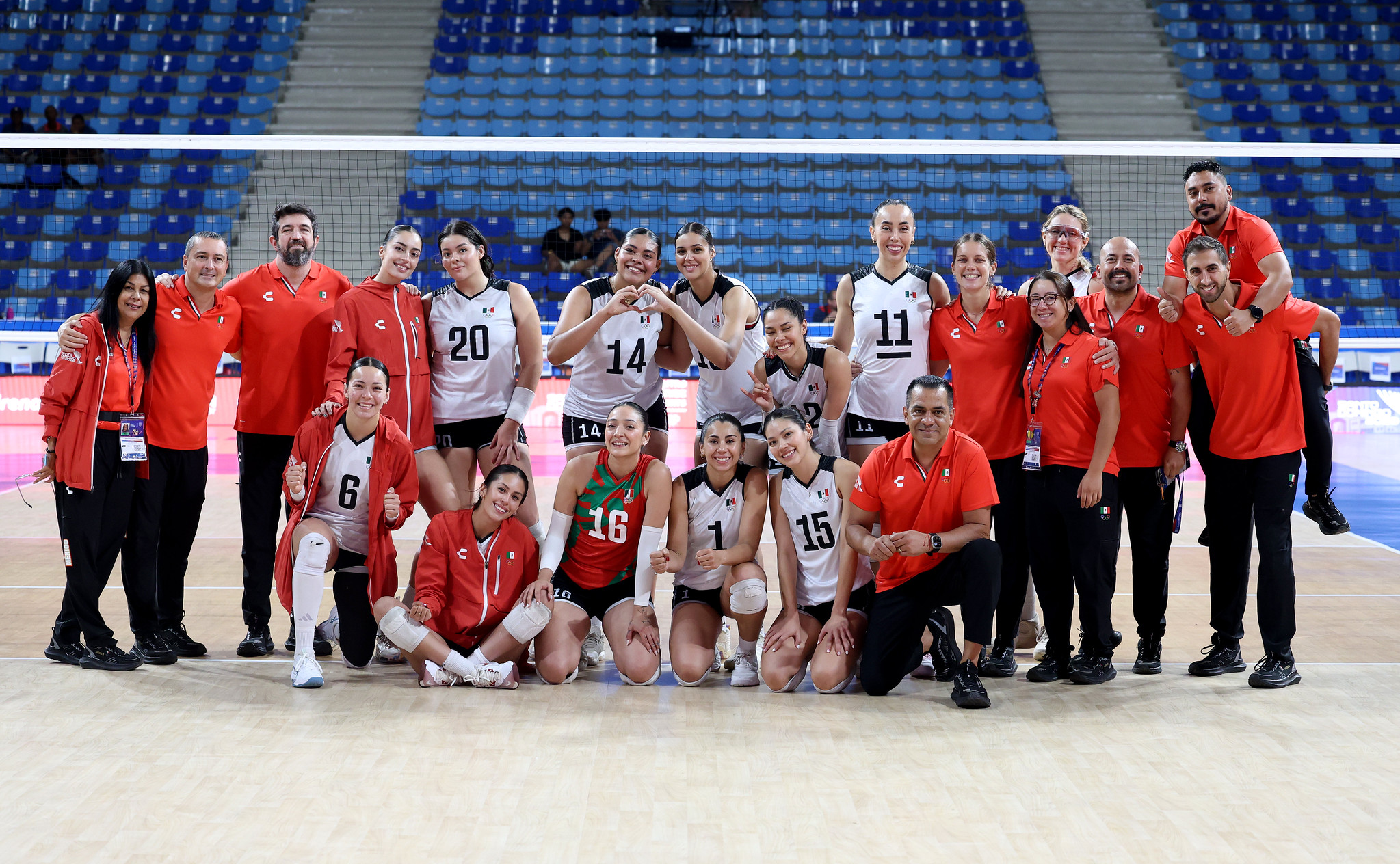 México vence a Trinidad y Tobago y disputará el quinto lugar del voleibol femenino