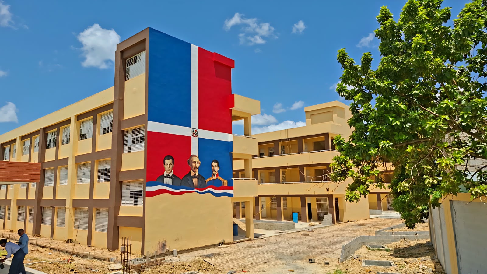 Escuela Básica Cancino Adentro I alcanza 95% de avance y se incorporará al próximo año escolar