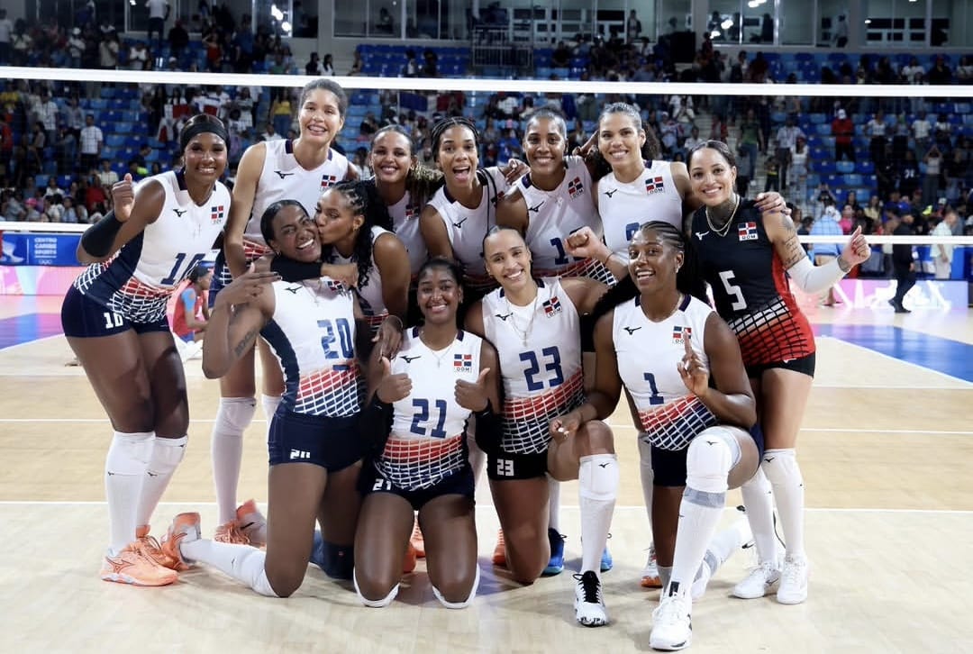 Dominicana debuta con triunfo en voleibol femenino