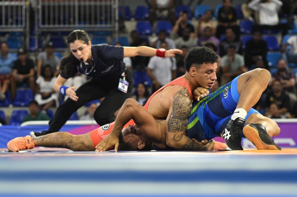 Colombia conquista el oro en los 77 kg de lucha grecorromana