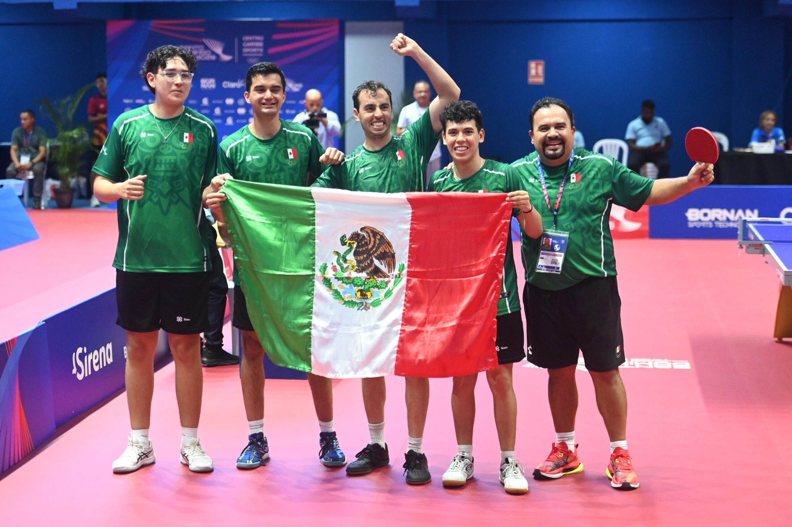 México conquista el oro por equipos masculino en tenis de mesa