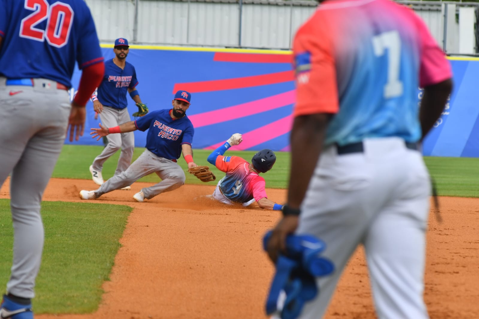 Puerto Rico vence a Curazao en béisbol de Santo Domingo 2026