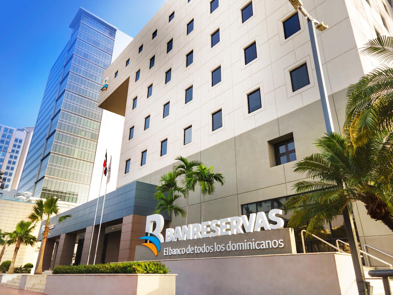 Banreservas mantiene calificación crediticia AAA.do con perspectiva estable